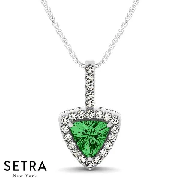 18K Gold Round Cut Diamonds & Try Angle Green Emerald In Halo Setting Necklace