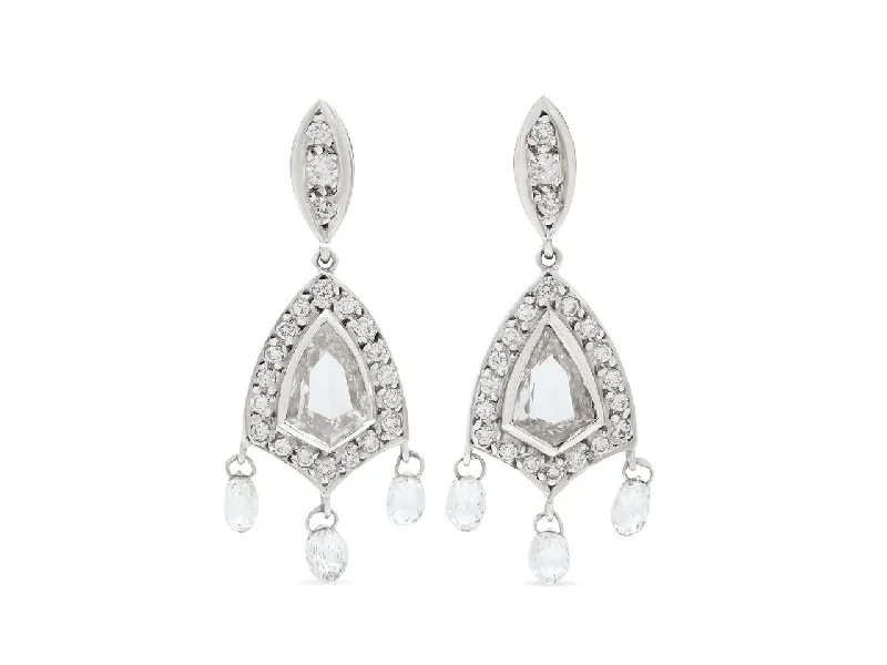 Diamond Earrings in 18K White Gold