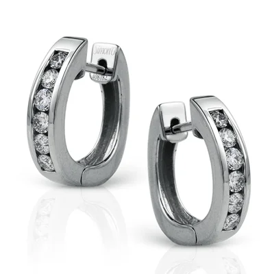 Huggie Hoop Earrings in 18k Gold with Diamonds