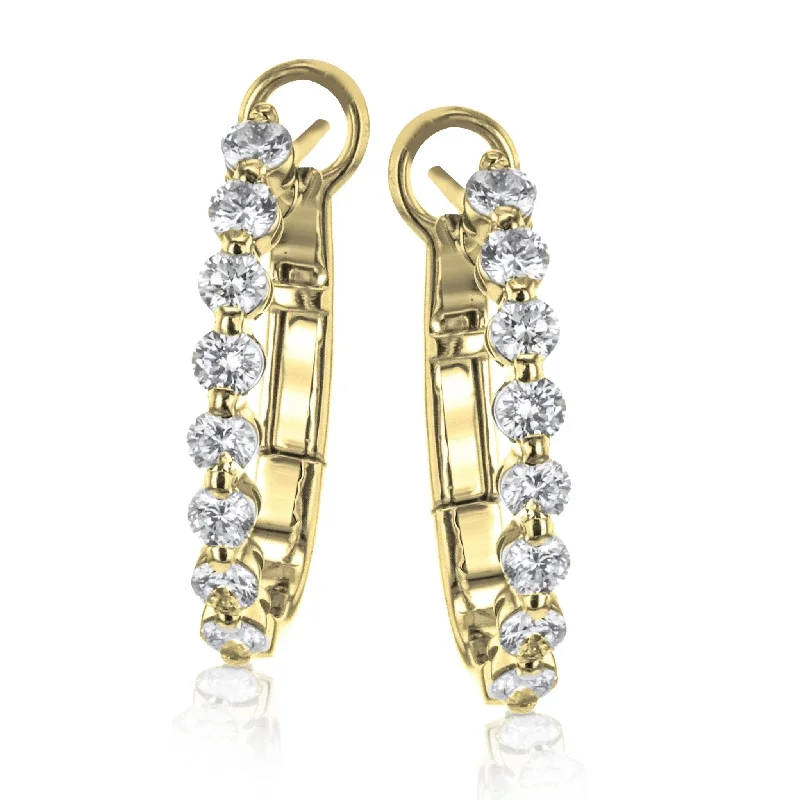 Hoop Earrings in 18k Gold with Diamonds