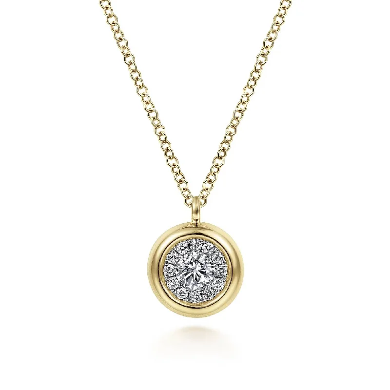 Round Diamond Halo Pendant Necklace in Yellow Gold, 0.21 cttw