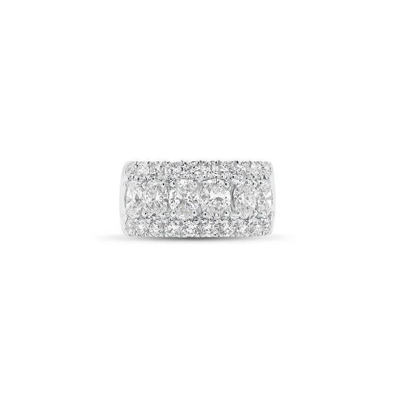 Oval & Round Diamond Wedding Band