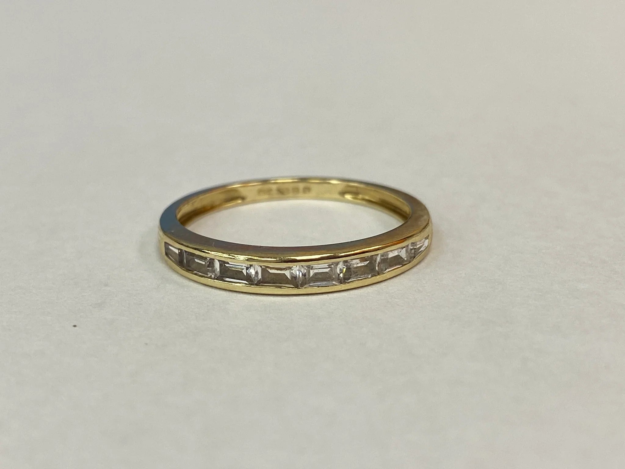 BEAUTIFUL 14K GOLD RING LEIGH STORE